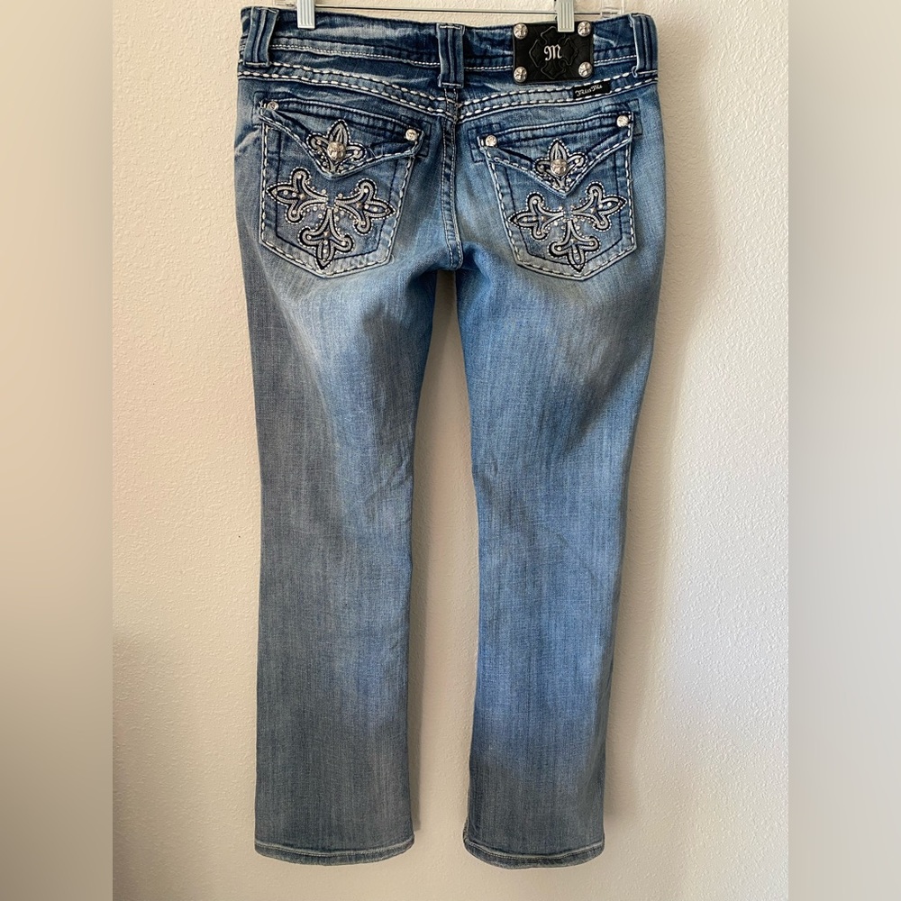 MISS ME light wash BOOTCUT bling jeans. Size 31